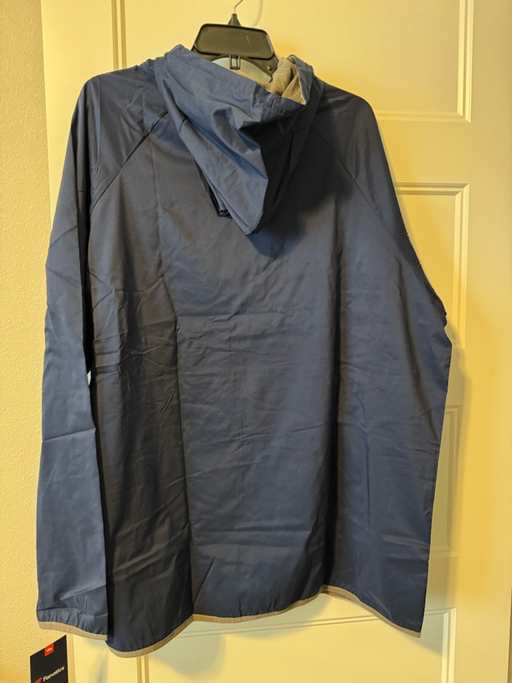 NWT Seattle Kraken Fanatics Navy and Gray NHL Mesh-Lined Windbreaker with hood. - Picture 5 of 5
